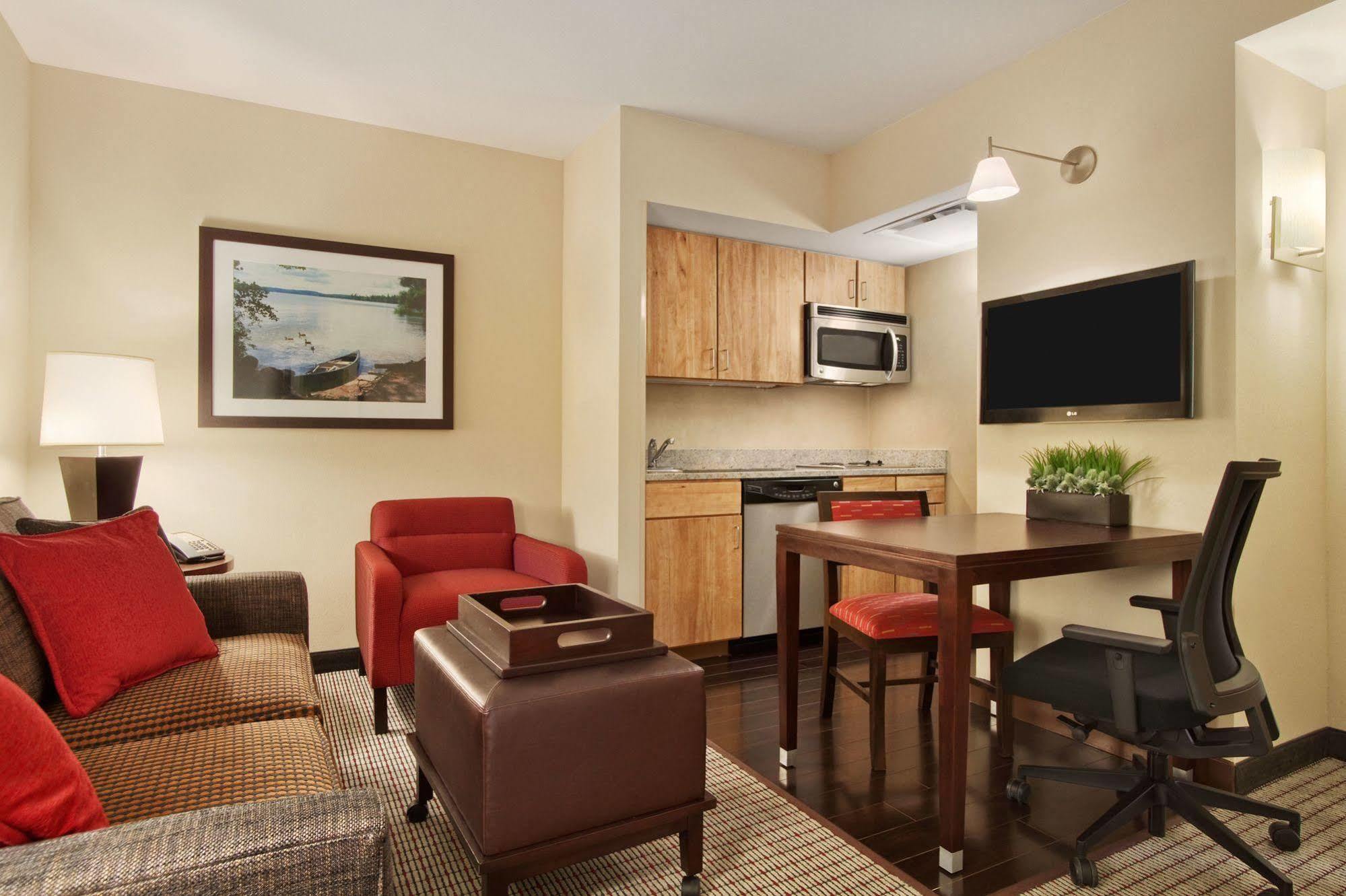 Homewood Hotel 3*
